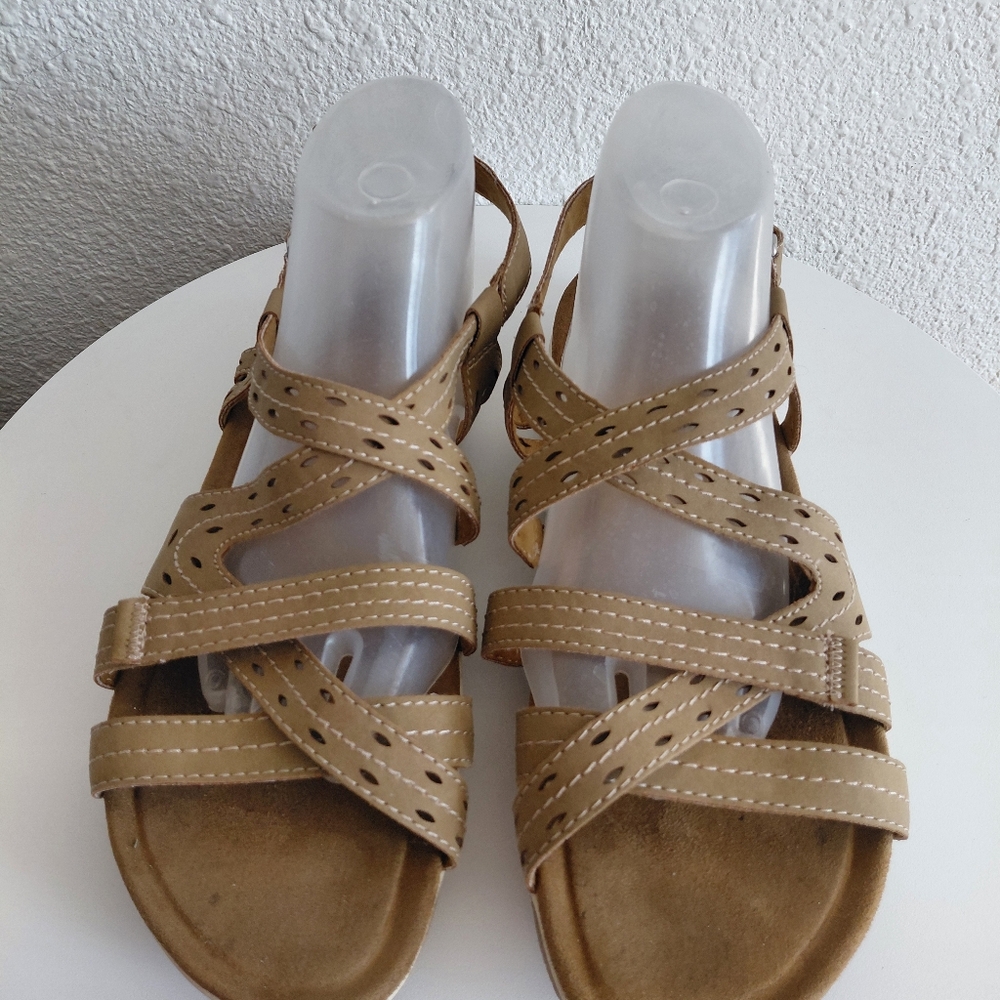 Earth Samsin Womens Plus Strappy Faux Suede Flat Sandals - Picture 4 of 15